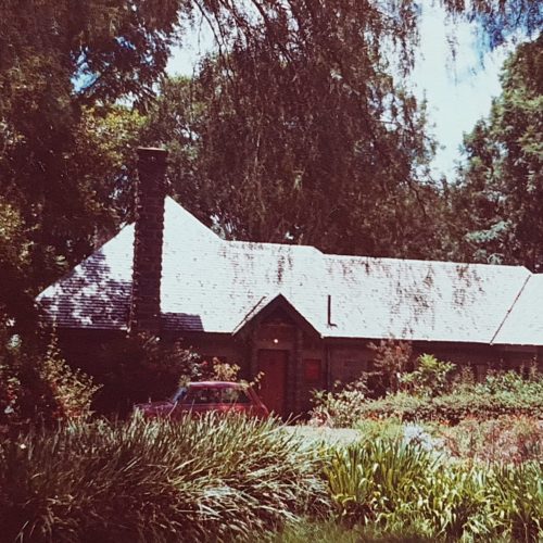 Nyeri Kenya voordeur-min